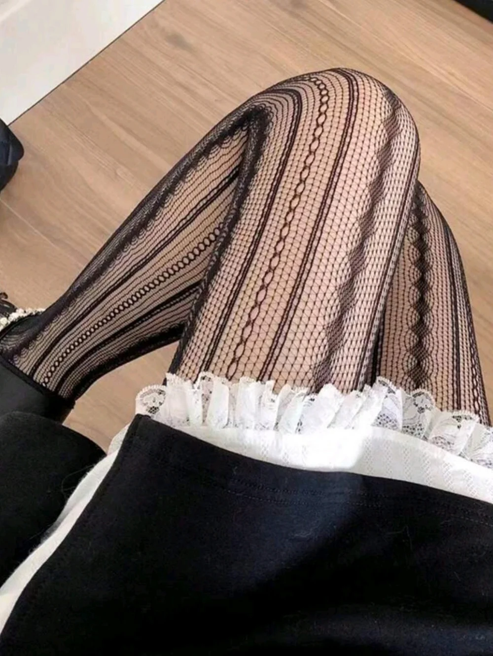 NWT Sexy Black Vintage Romantic Vertical Striped Openwork Hosiery Tights